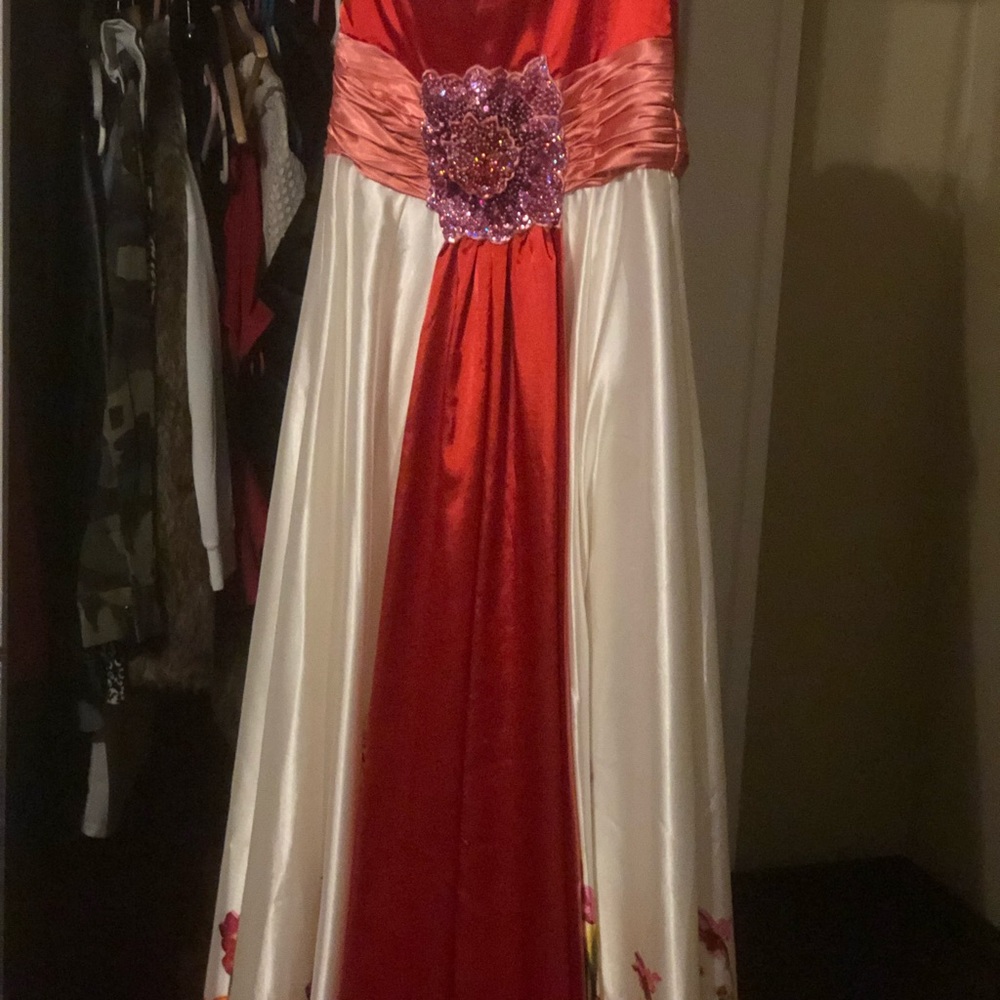Beautiful strapless dress